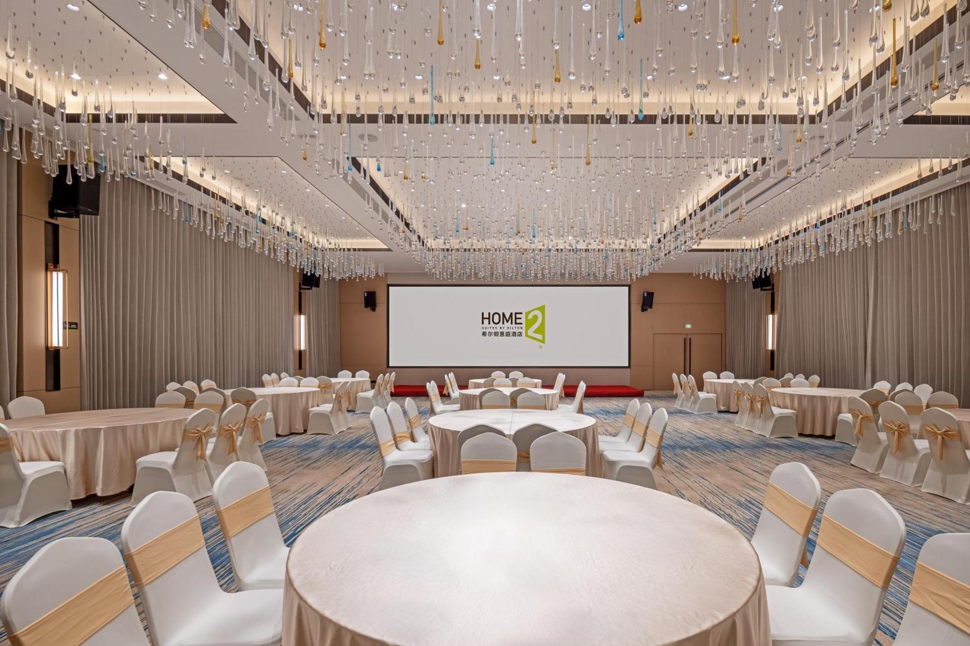Home2 Suite By Hilton Harbin Central Street Екстер'єр фото